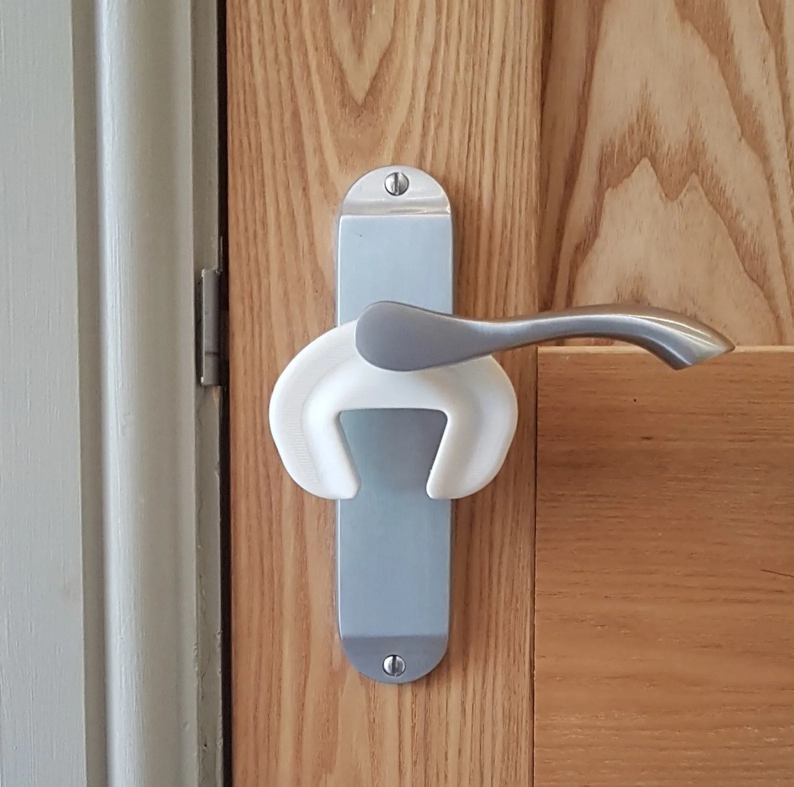 Clippasafe Door Slam Stopper Premium   Range